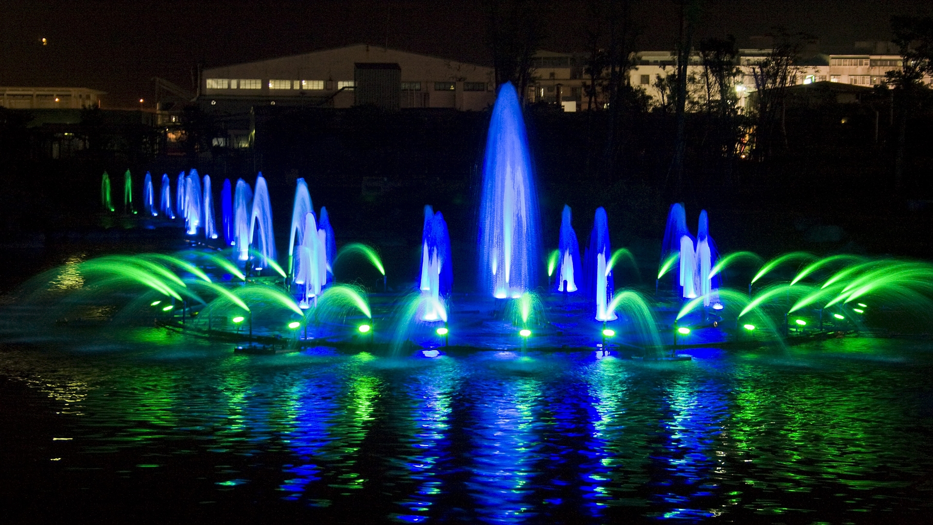 新店裕隆城公園水舞